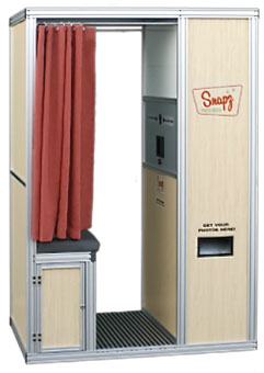 Portable photobooth that can be used on a cruise boat or any remote location.